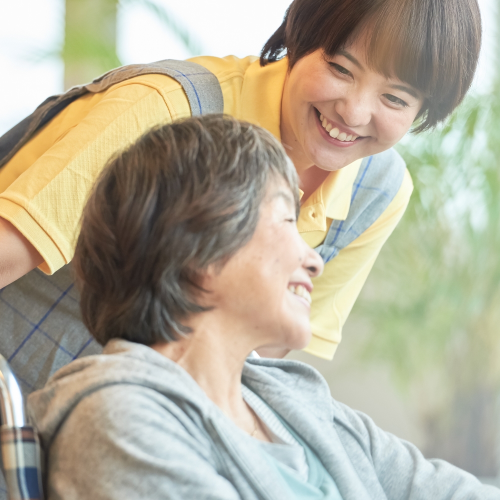 笑顔のスタッフと利用者様