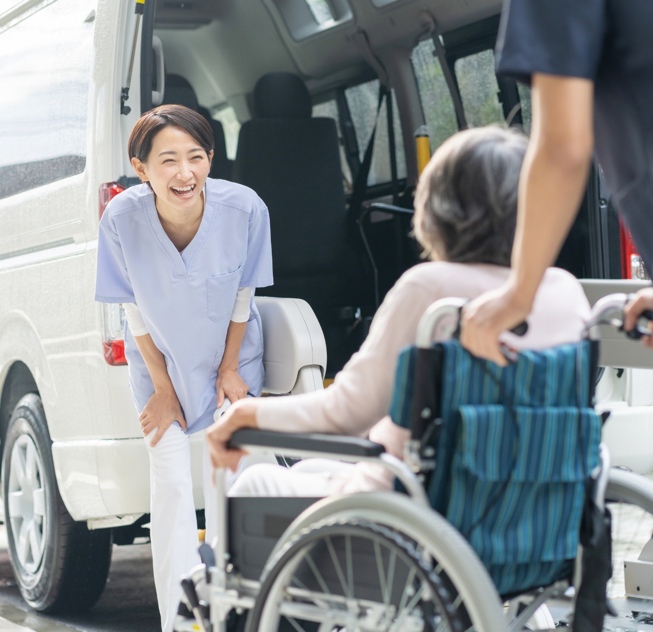 デイサービスお迎えイメージ